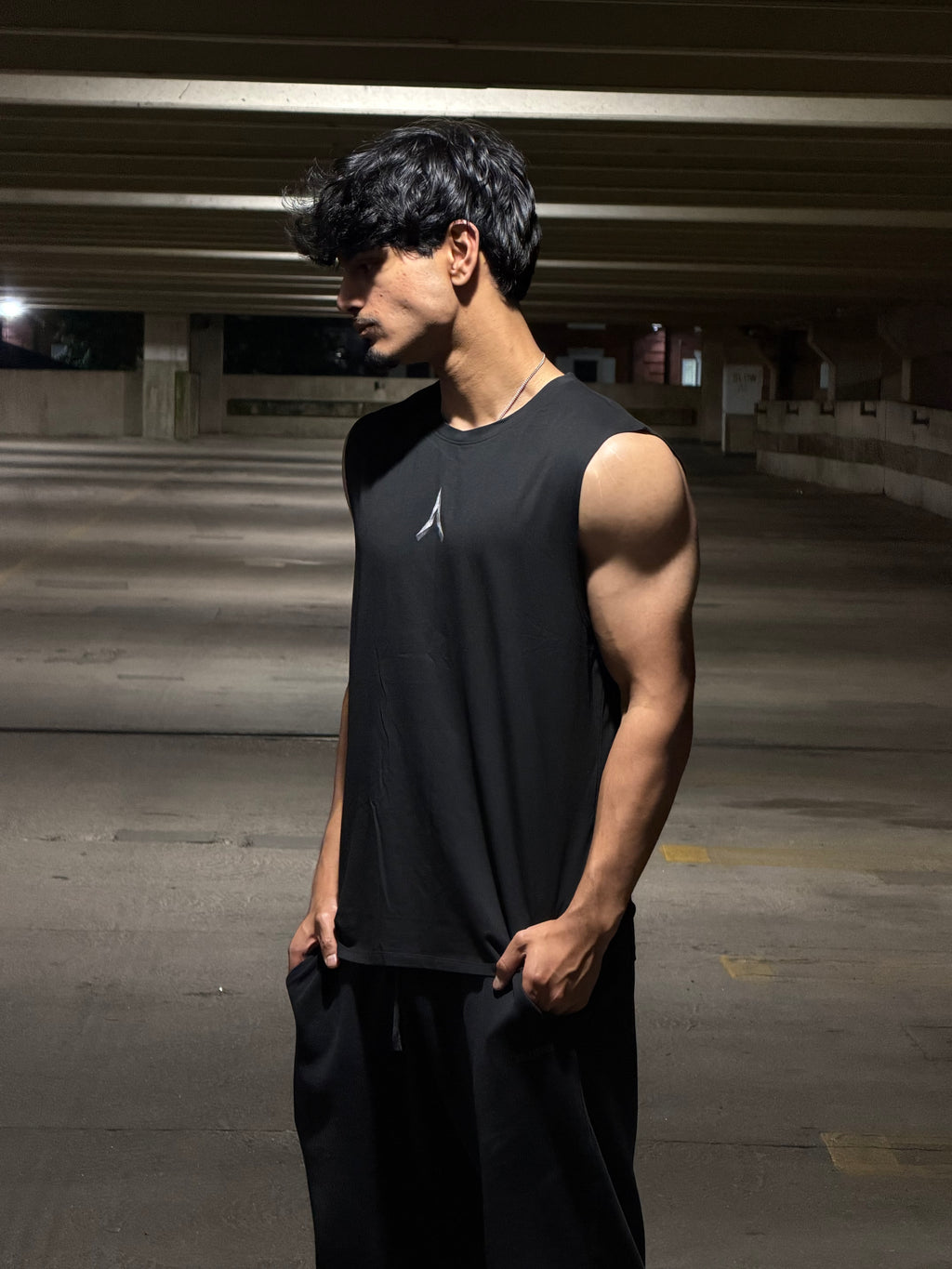 Acension Cut-Off Tee (Black)